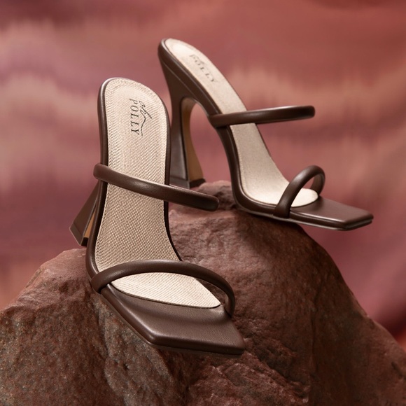 Oh Polly Brown Mule Heels - Picture 1 of 2